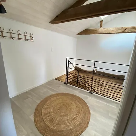 בית נופש L'atelier Jolie Maison De Charme Proche Puy Dufou *