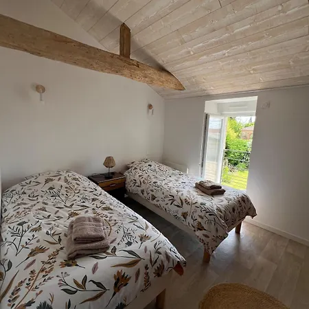 בית נופש L'atelier Jolie Maison De Charme Proche Puy Dufou *